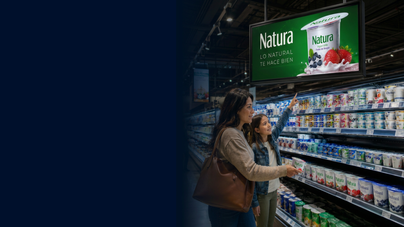 Pantalla digital de Natura en pasillo de lácteos